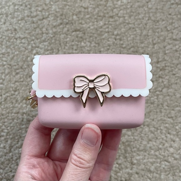 Bath & Body Works Pink Scallop Bow Snap Case PocketBac Holder - Picture 12 of 16